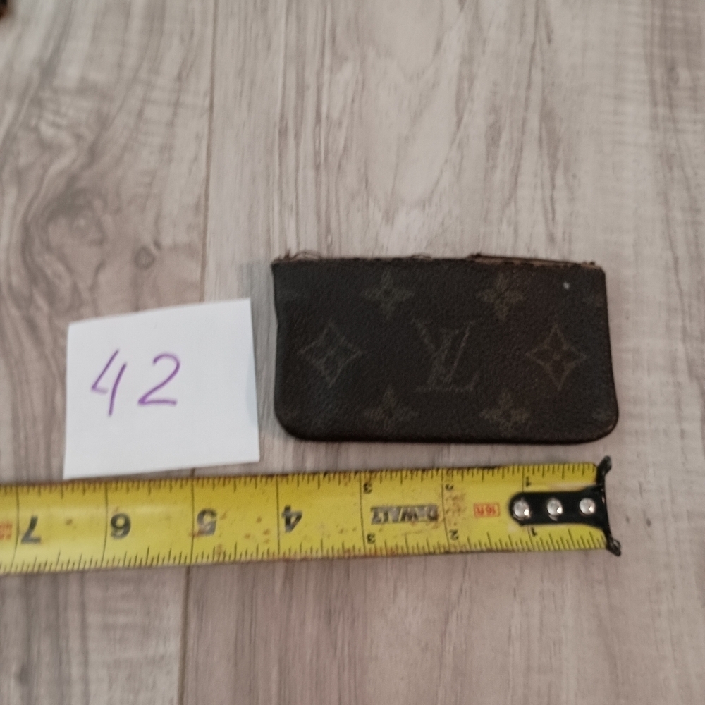 Authentic Louis Vuitton Vintage Monogram Card Coin Wallet Pouch - Picture 10 of 11